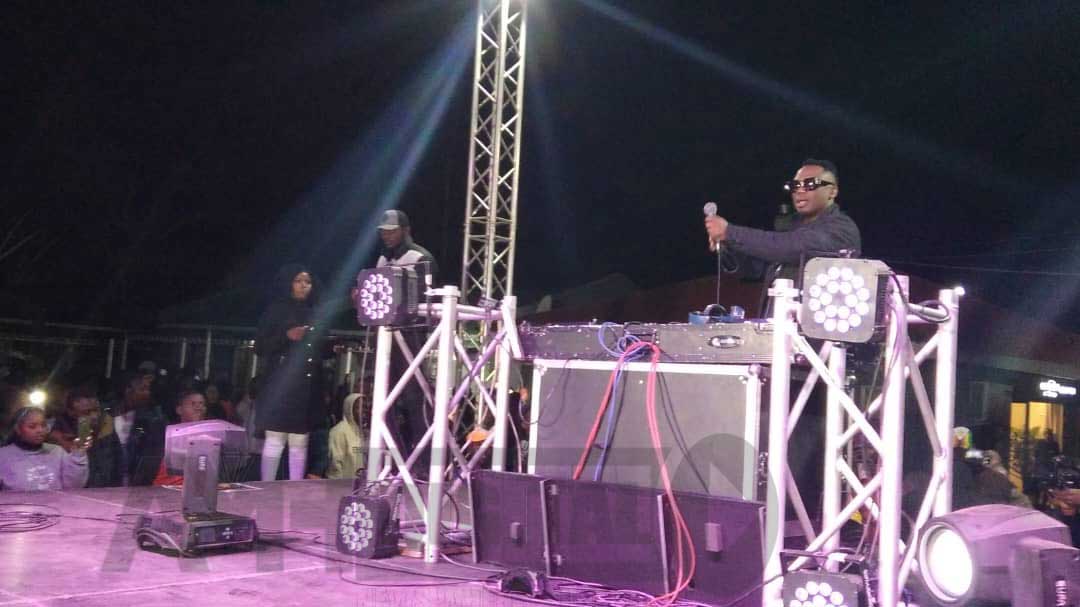 DJ Tira takes Kadoma through Gqom lessons - The Standard